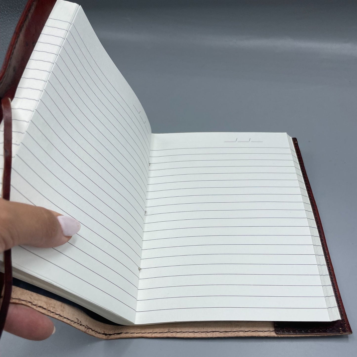 Groot leren journal Tree of Life detailweergave